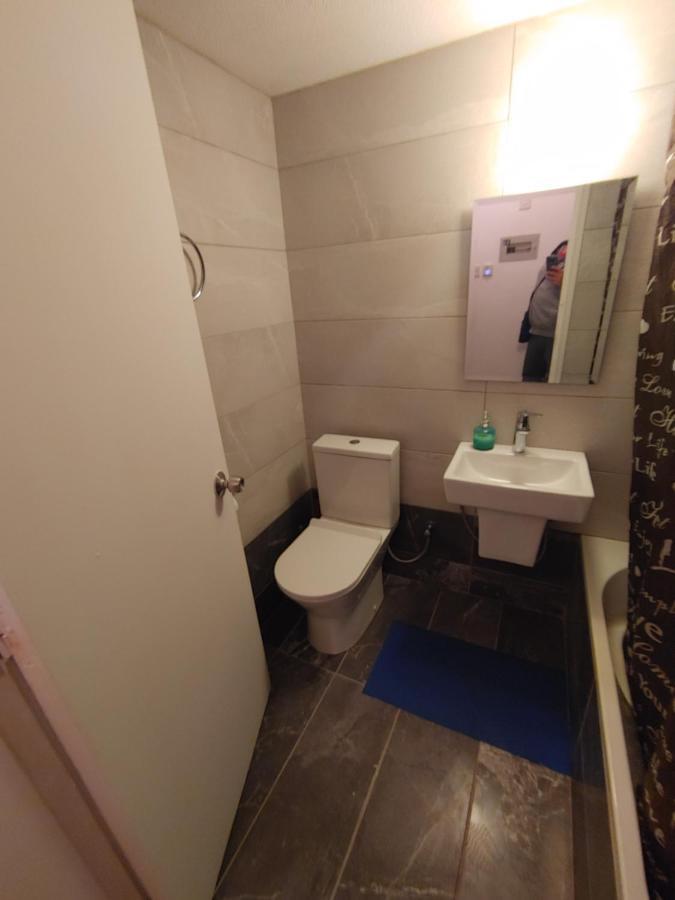 Luxury Apartment In Light House Beach Пафос Екстериор снимка